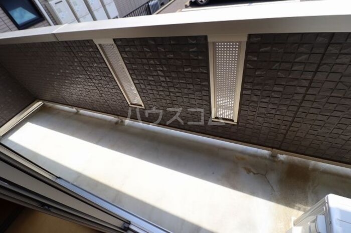 13/23 バルコニー