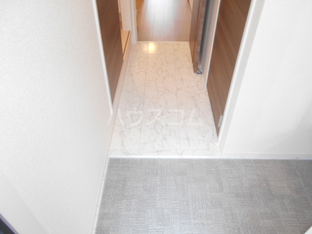 6/25 玄関