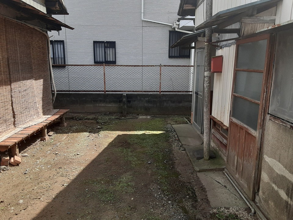 14/25 エントランス