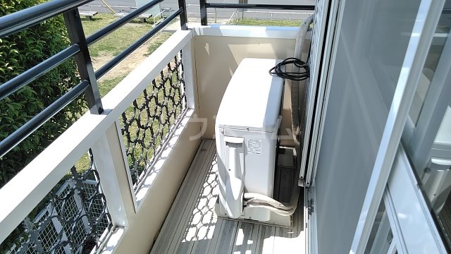 19/30 バルコニー