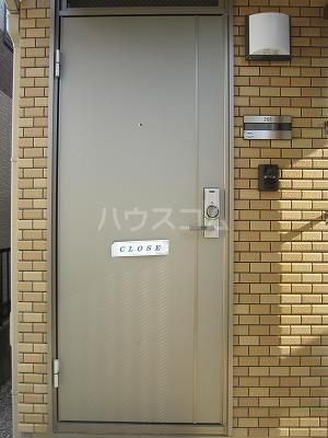 18/20 エントランス