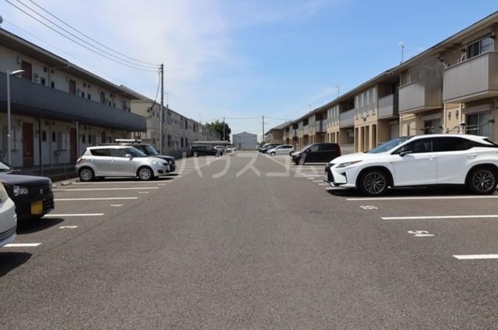 17/25 駐車場