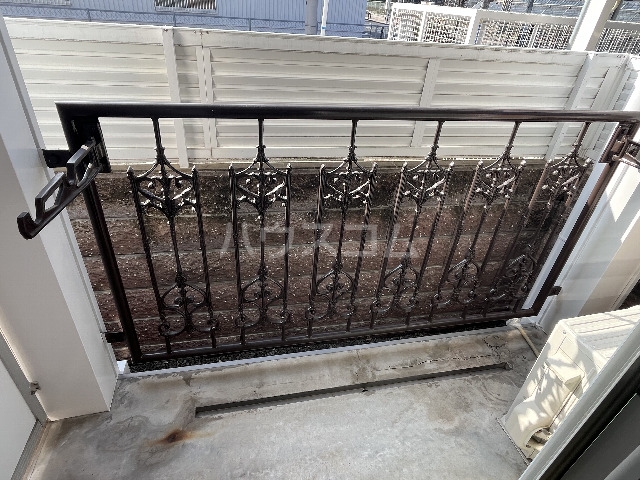 21/30 バルコニー