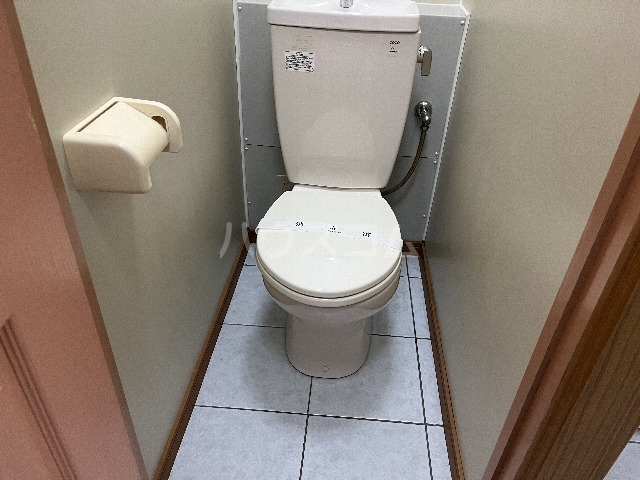 18/30 トイレ