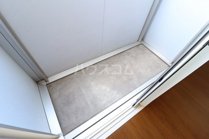 15/22 バルコニー