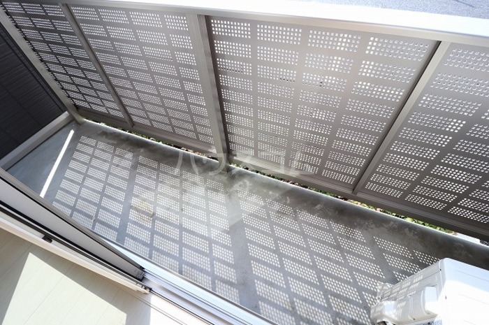 13/29 バルコニー