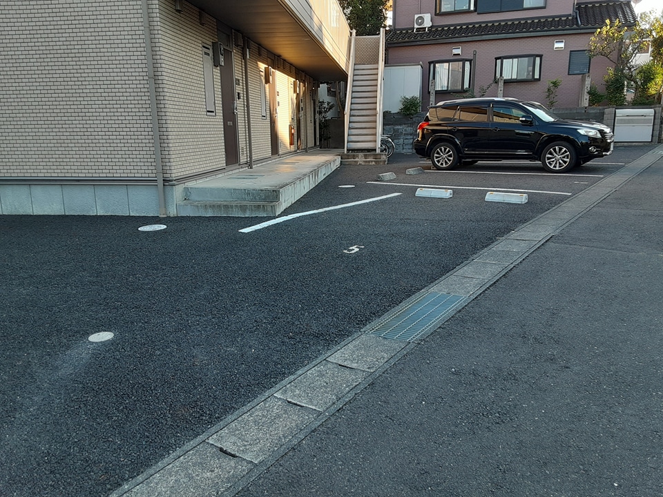 17/24 駐車場