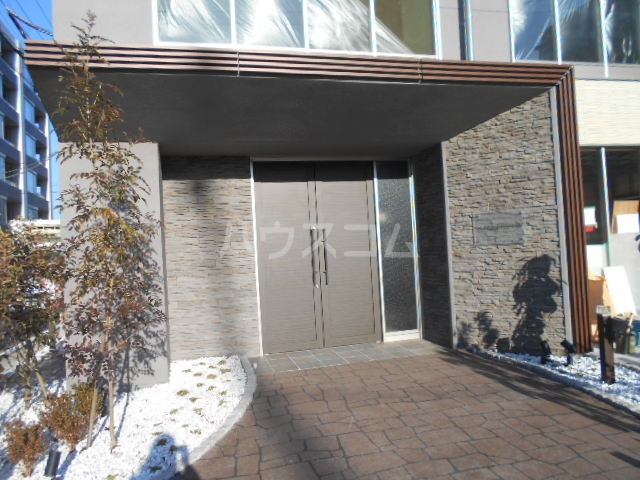 22/30 エントランス