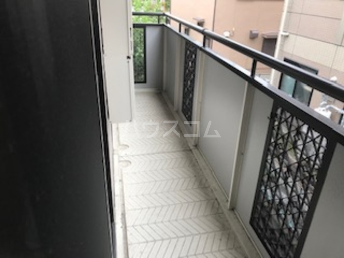 14/28 バルコニー