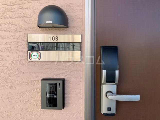 15/18 エントランス