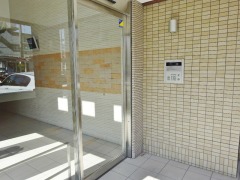 17/28 エントランス
