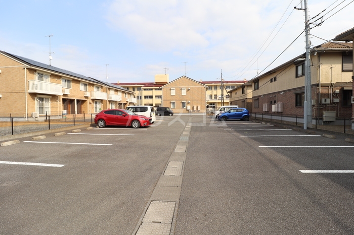 20/23 駐車場