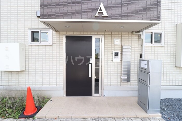 17/22 エントランス