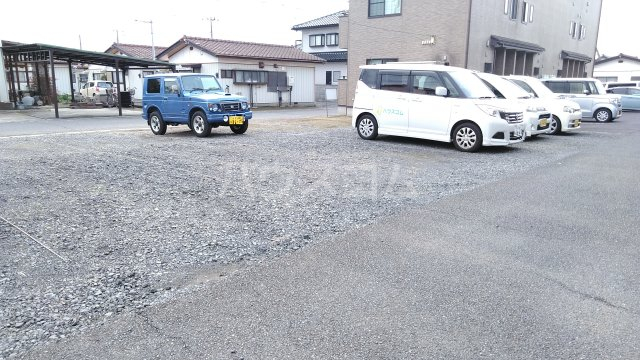4/5 駐車場
