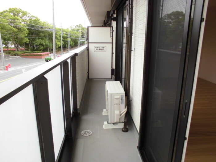 13/30 バルコニー