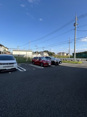 27/30 駐車場