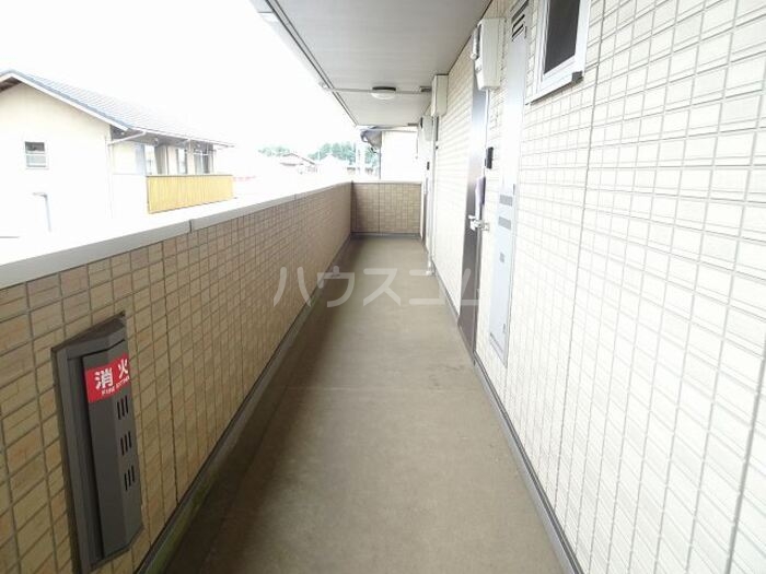 18/21 エントランス