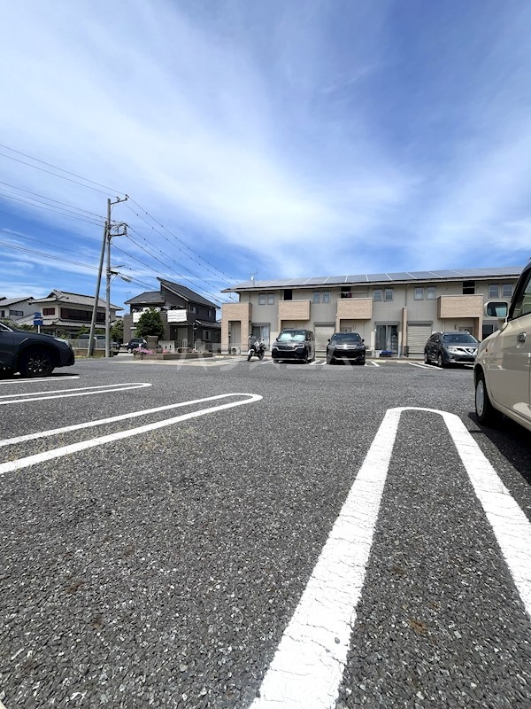 18/26 駐車場