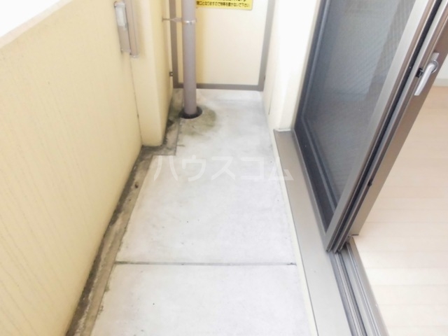 19/28 バルコニー