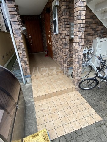 3/6 エントランス