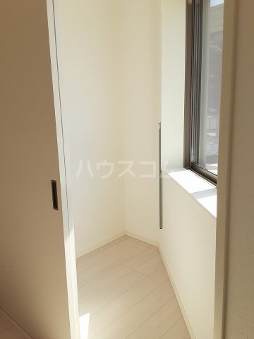15/28 バルコニー