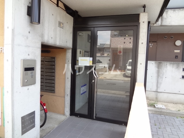 13/21 エントランス