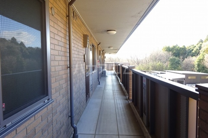 17/28 エントランス