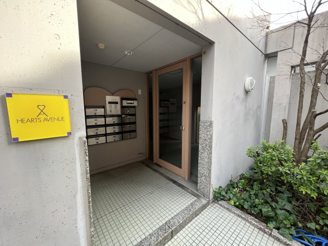 17/27 エントランス