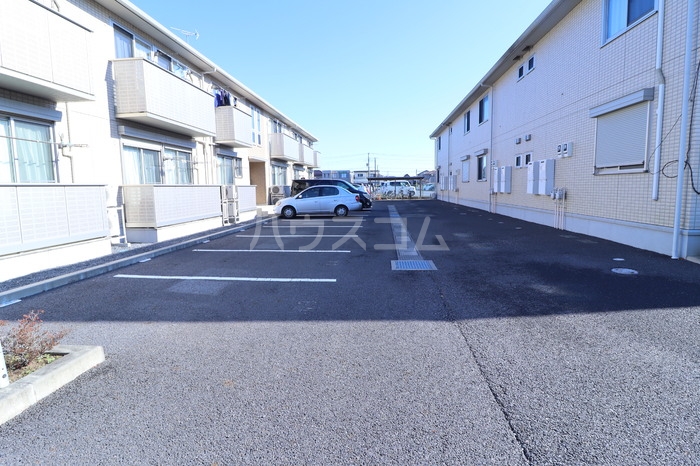 18/21 駐車場