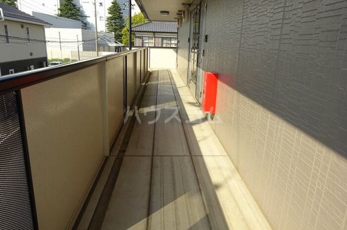 13/22 バルコニー