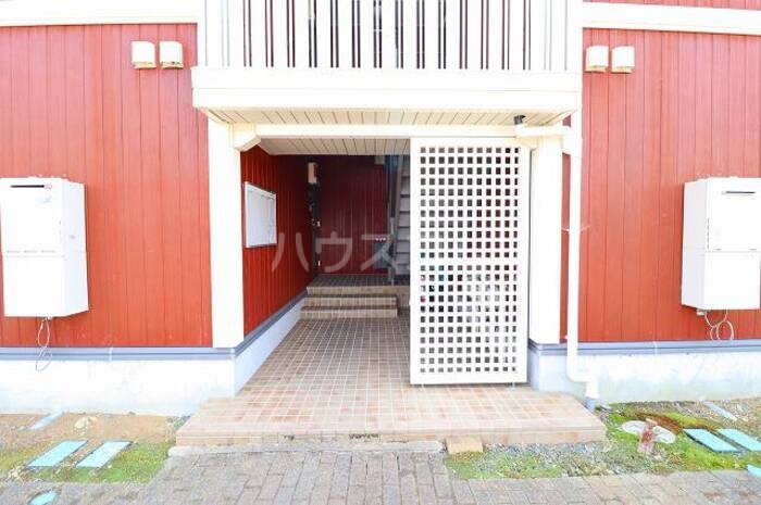 17/20 エントランス