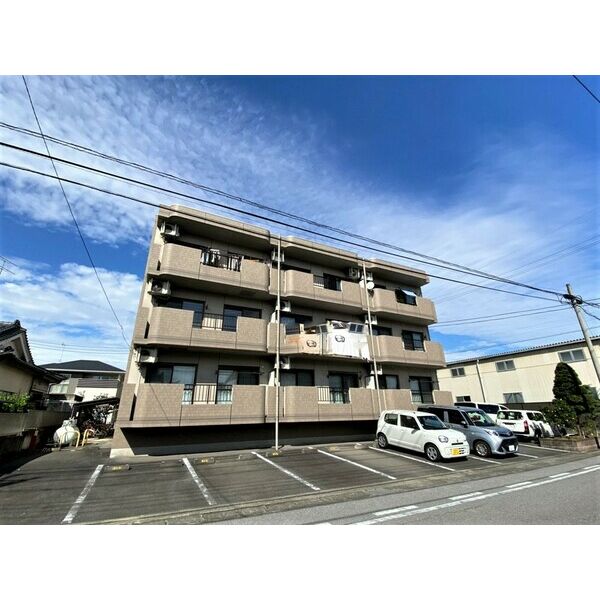 15/23 駐車場