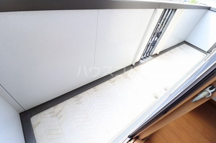 13/22 バルコニー