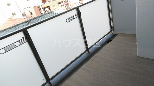 20/30 バルコニー