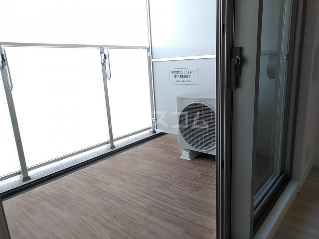 23/30 バルコニー