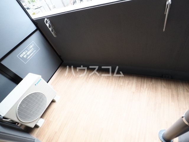 19/30 バルコニー