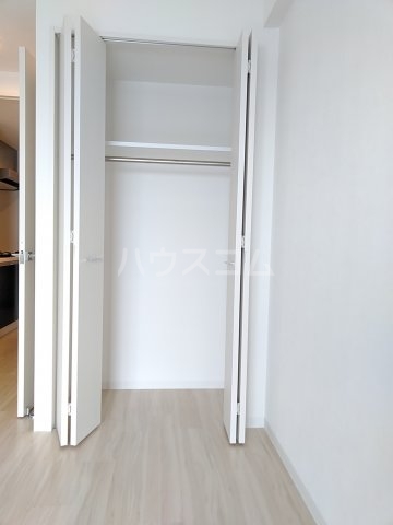 13/30 収納
