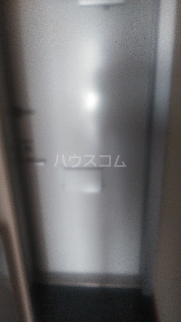 13/26 玄関