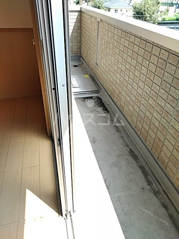 15/28 バルコニー