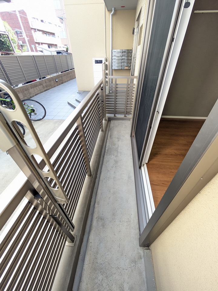 19/28 バルコニー