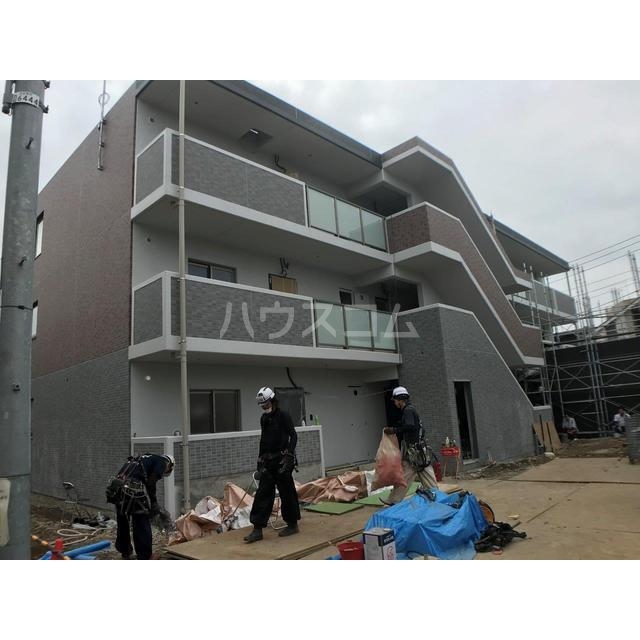 17/25 エントランス
