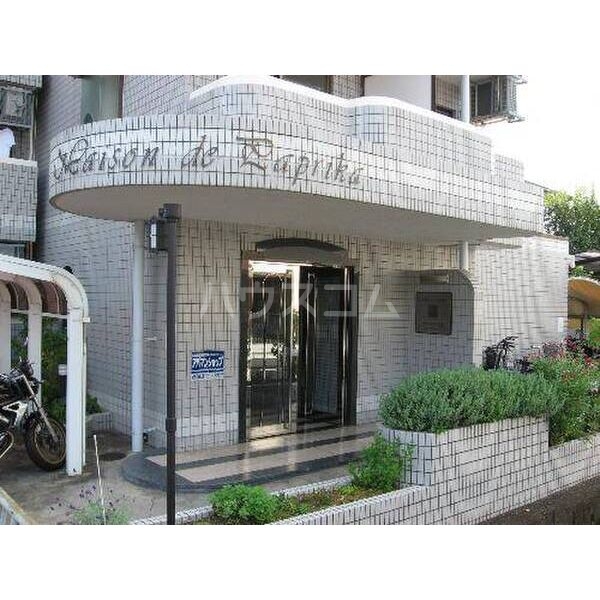 13/23 エントランス