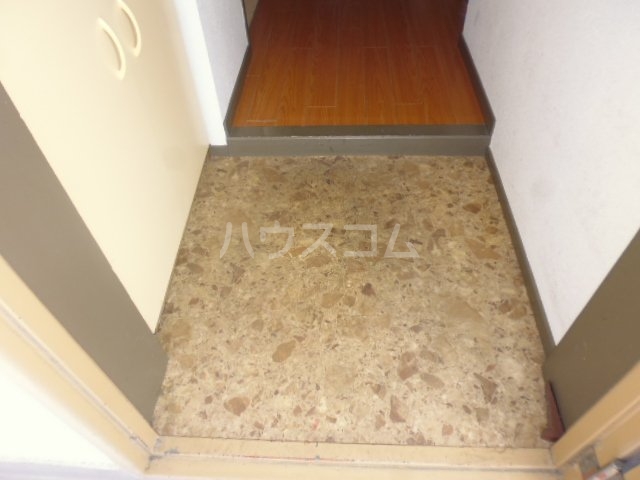 17/30 玄関