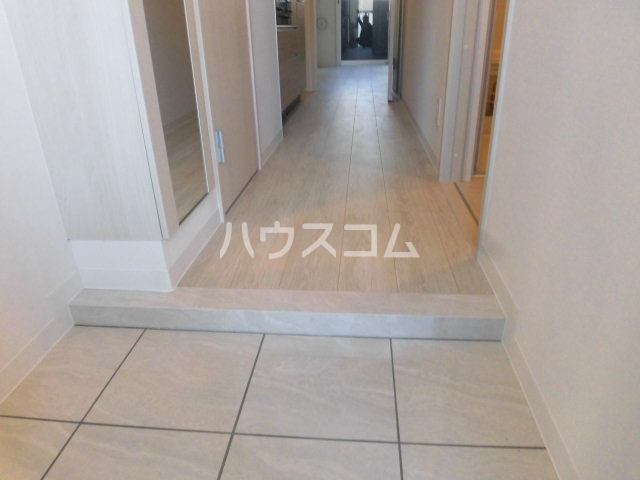 13/30 玄関