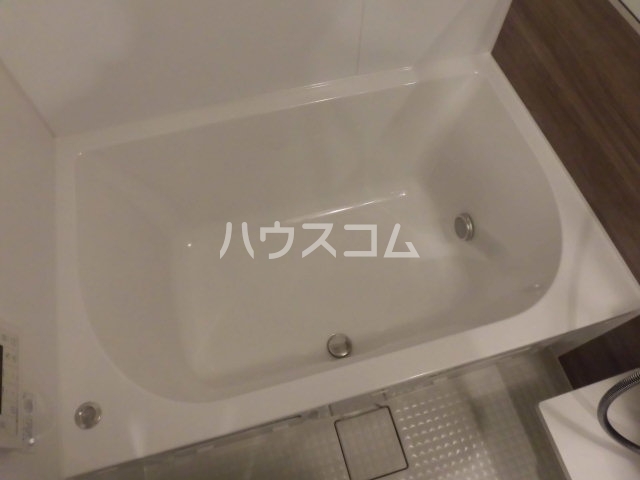 16/30 浴室