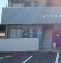 22/30 エントランス