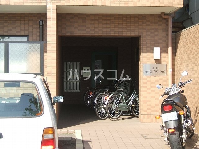 20/28 エントランス
