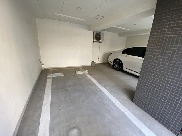 25/29 駐車場