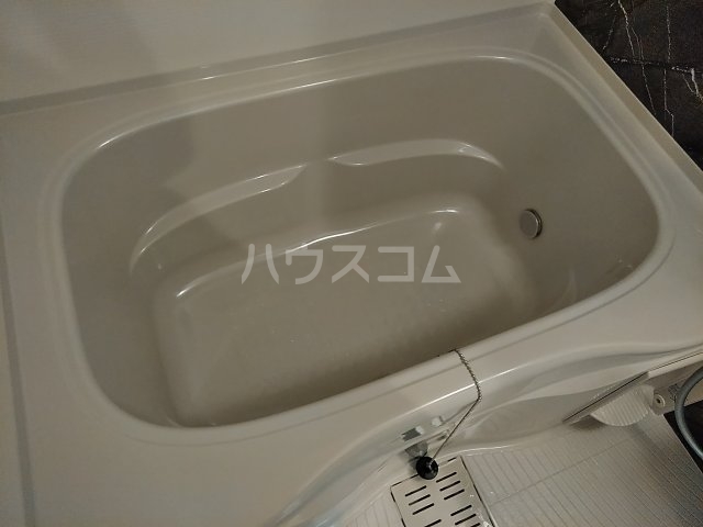 13/30 浴室