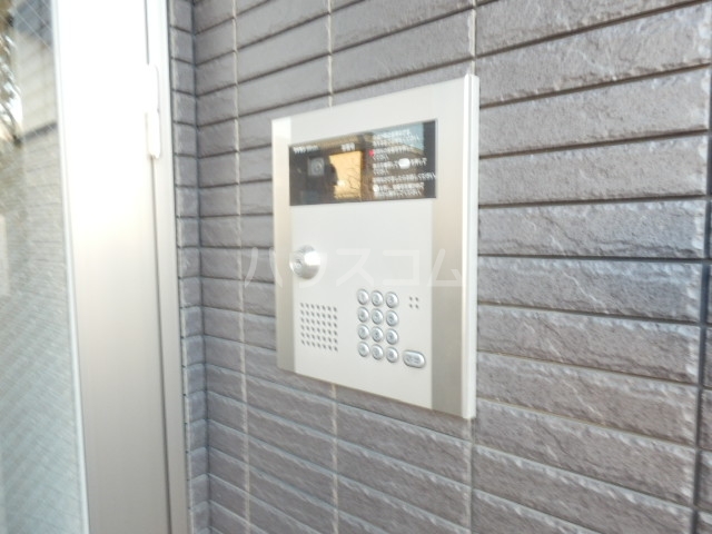 24/30 エントランス